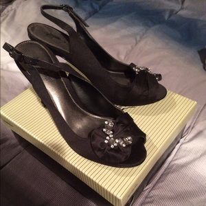 Black peep toe heels
