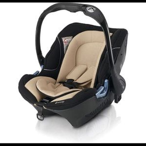 Meet your Posher, Erika