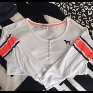 Long sleeved tee