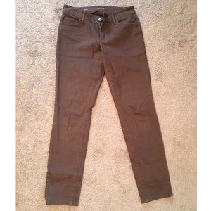 Grey curvy skinny jeans!