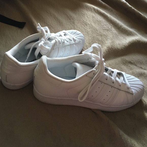 Adidas superstar white