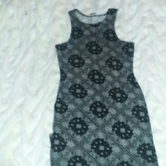 Bodycon dress black and creme color
