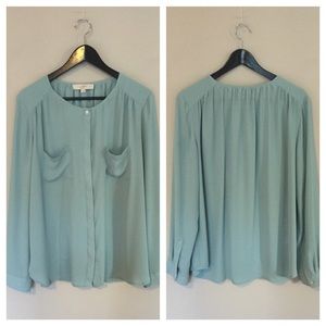 Long Sleeve Pocket Blouse - LOFT (L)