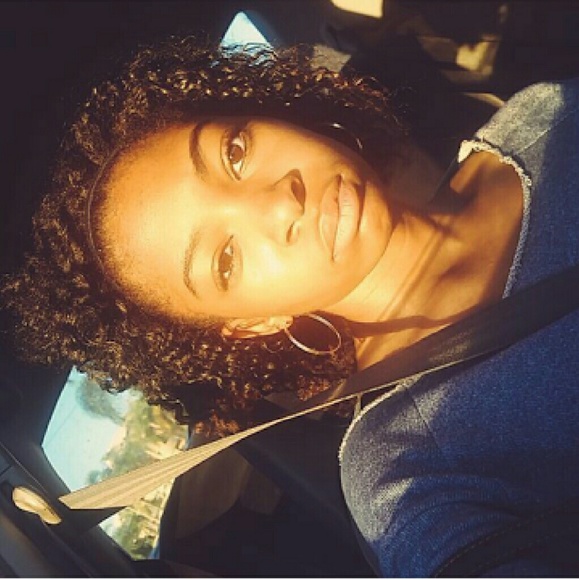 Meet your Posher, Jaeana