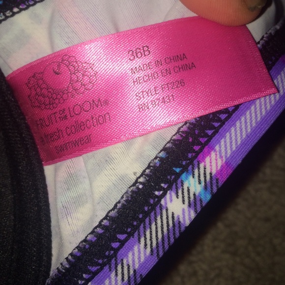 Cute swim suit top Push up - Picture 3 of 3