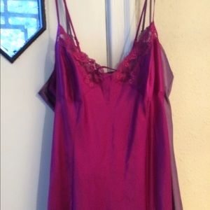 2lovely Victoria's Secret sexy slinky nighties
