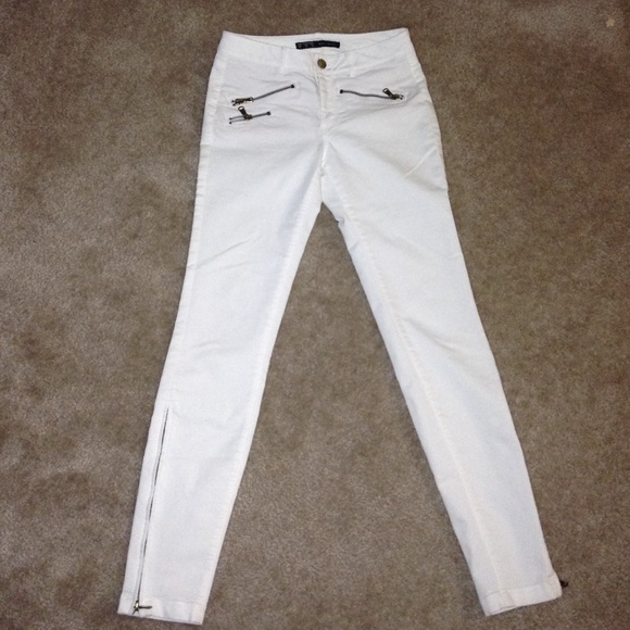 Zara Basic White Jean