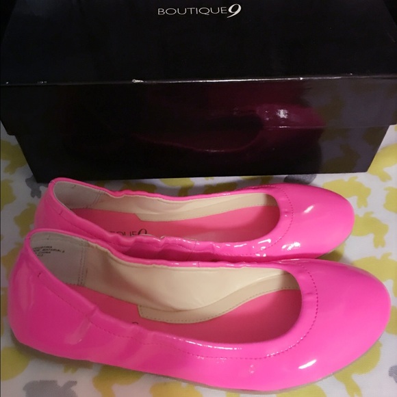 Boutique 9 hot pink flat