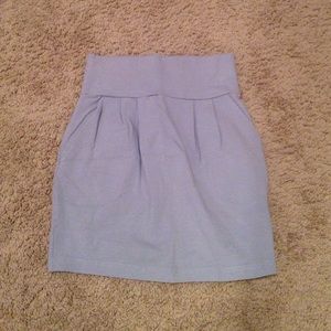 Grey mini skirt with pockets