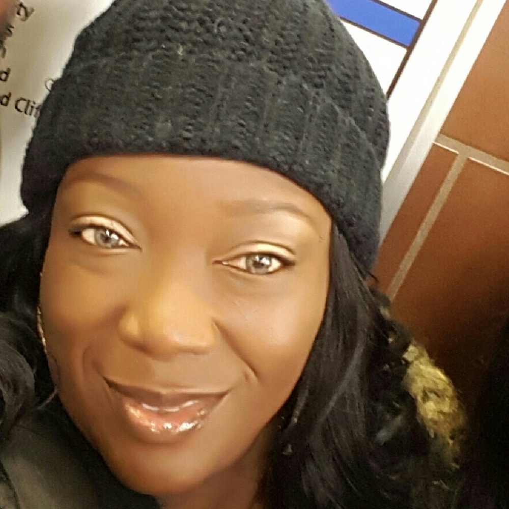 Meet your Posher, Kay