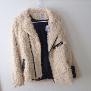 UNIF Furry Coat!