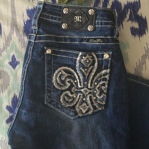 Size 29 sparkly Miss Me jeans