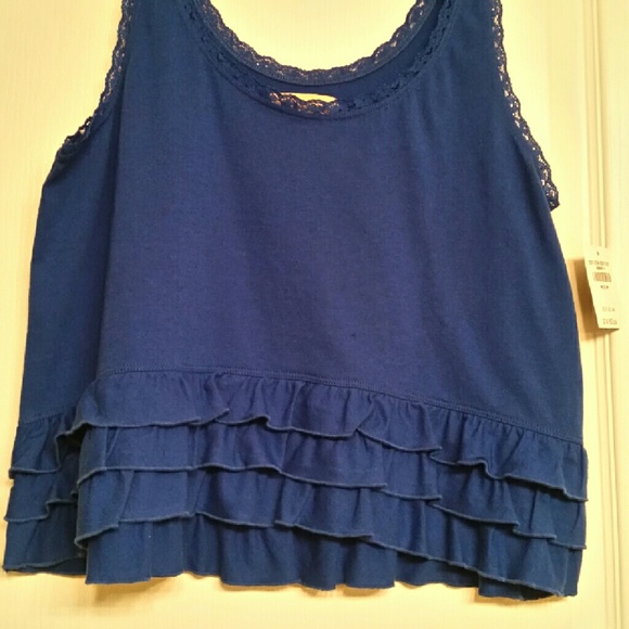 NWT Hollister Top