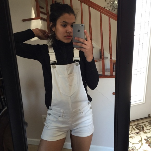 Short overalls