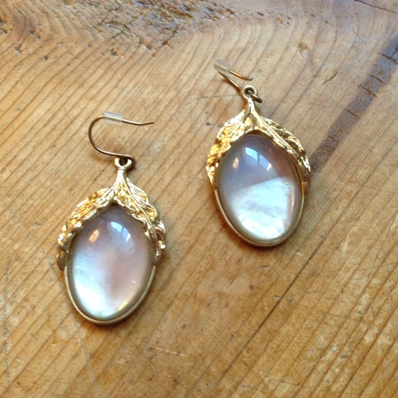 Chloe & Isabel earrings