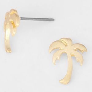 Gold Palm Tree Stud Earrings 🌴