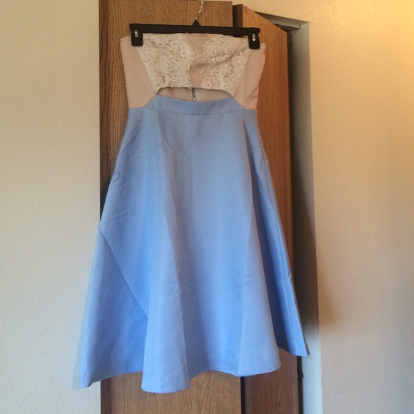 Amazing effortless dress - Picture 3 of 4