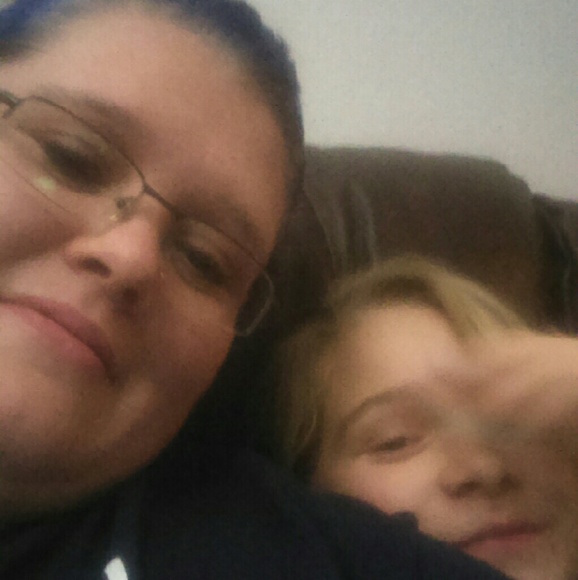 Meet your Posher, Amanda - Picture 4 of 4