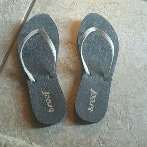 Reef flip flops