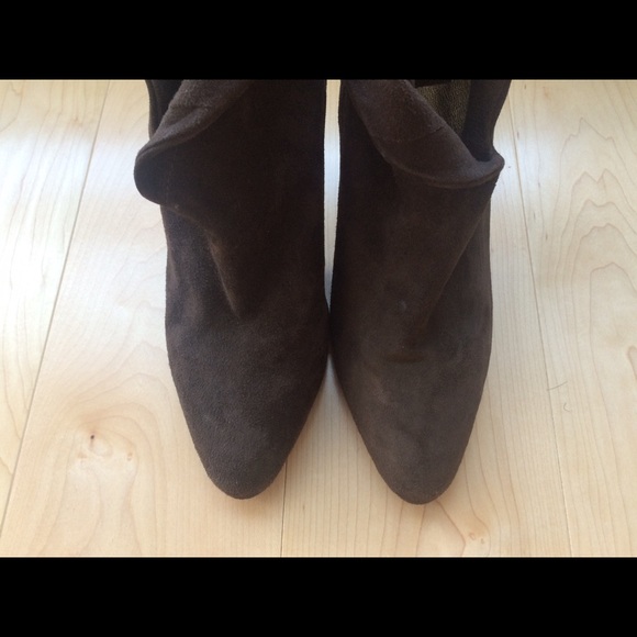 Dolce Vita Brown Suede Heel Booties - Picture 2 of 4
