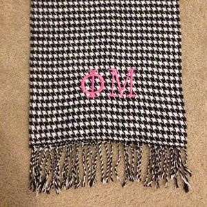 Phi Mu Houndstooth Scarf