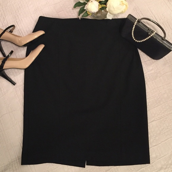 Ann Taylor Dresses & Skirts - Ann Taylor Black Pencil Skirt