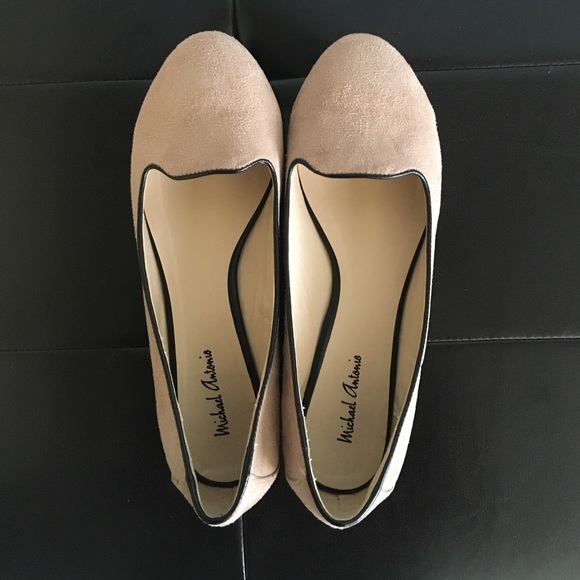 Michael Antonio Women's flats
