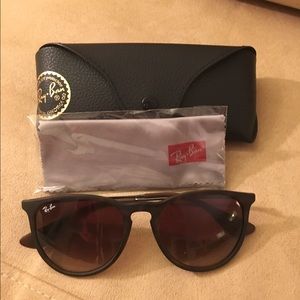 NWT Ray-Ban Erika, tortoise