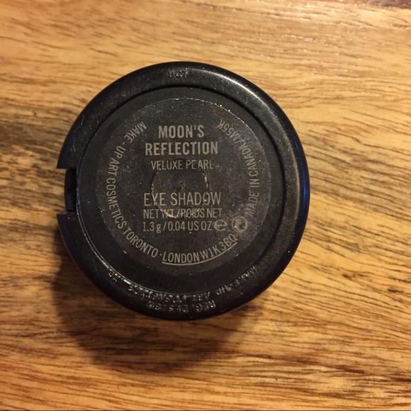 MAC - Moons Reflection - Picture 2 of 3