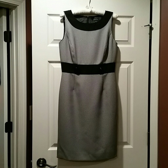 Tahari Sleeveless Dress