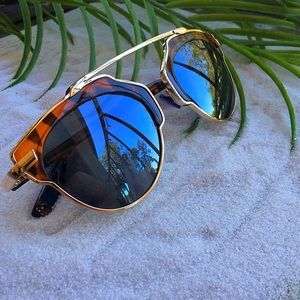 "Christian" in Leopard 🐆