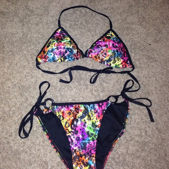 Bathing suit
