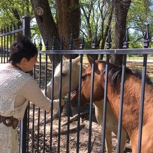 Meet your Posher, Renee