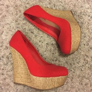 Red Wedges