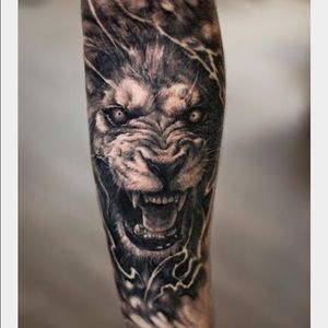 Meet your Posher, Troy