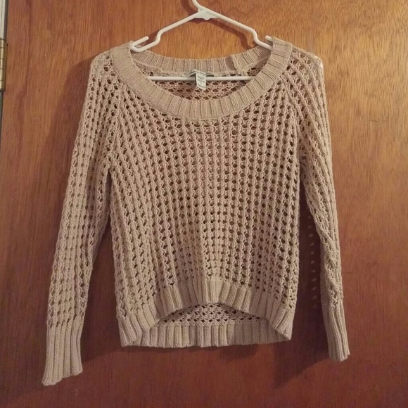 Tan sweater. - Picture 1 of 1