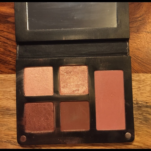 LORAC Eyeshadow Pro Palette