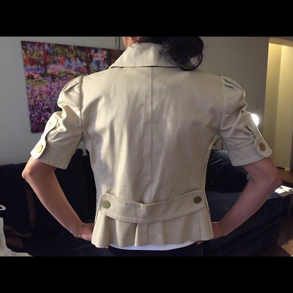 Dolce & Gabanna, NEW Size 38 short jacket - Picture 2 of 4