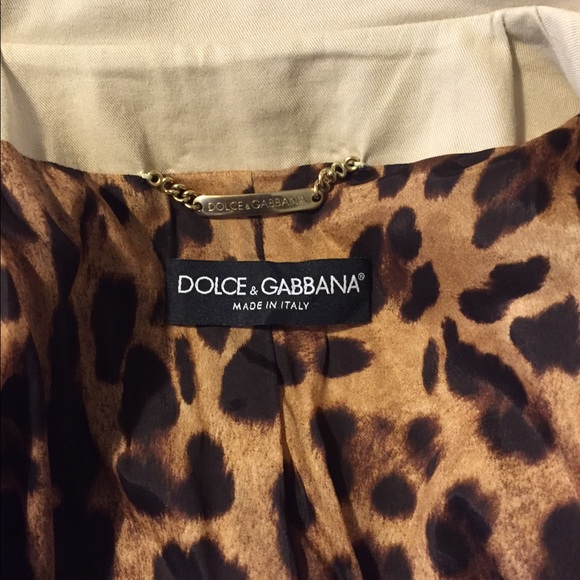 Dolce & Gabanna, NEW Size 38 short jacket - Picture 3 of 4