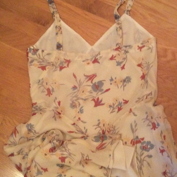 SALE-Beautiful floral flowy maxi dress. 100% silk. - Picture 3 of 4