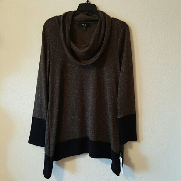 AGB Colorblock Cowlneck sweater