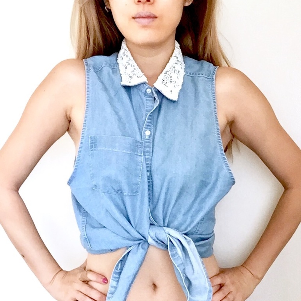 👀Hollister denim crochet top