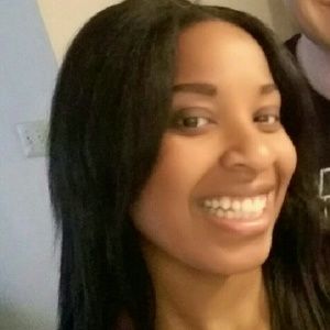 Meet your Posher, Courtney