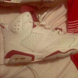 Air Jordan Maroon 6s