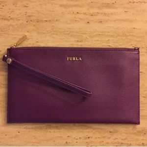 Furla Babylon Xl Envelope Clutch