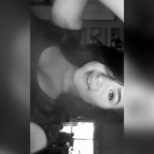 Meet your Posher, Estrella