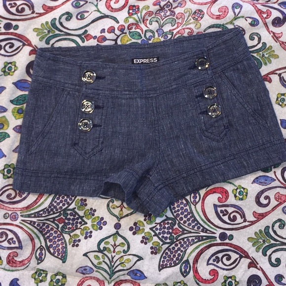 Express shorts