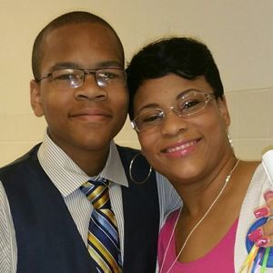 Meet your Posher, Robyn