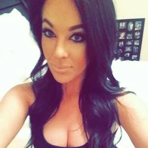 Meet your Posher, Tonya