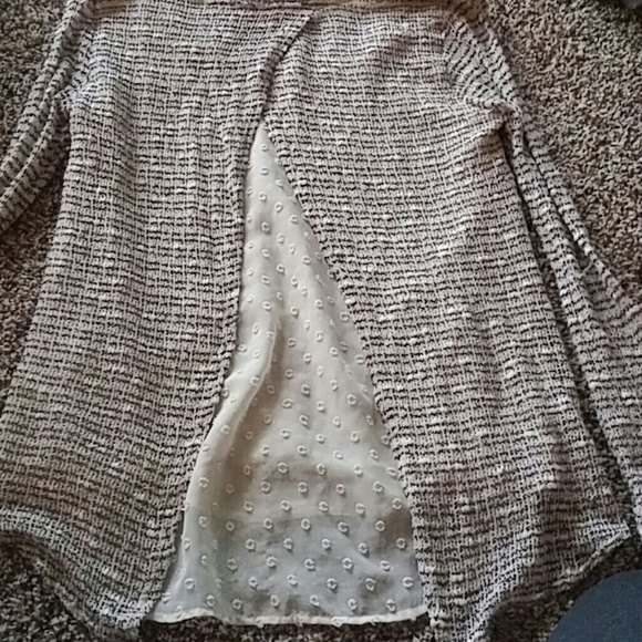 Darling back sweater - Picture 3 of 3